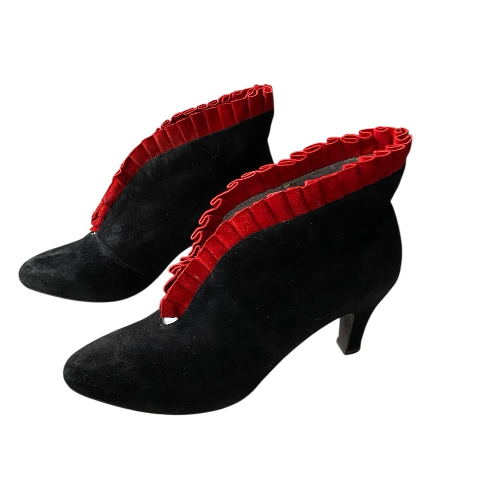 ANDIAMO Black Ankle Booties with Bold Contrasting Red Collar